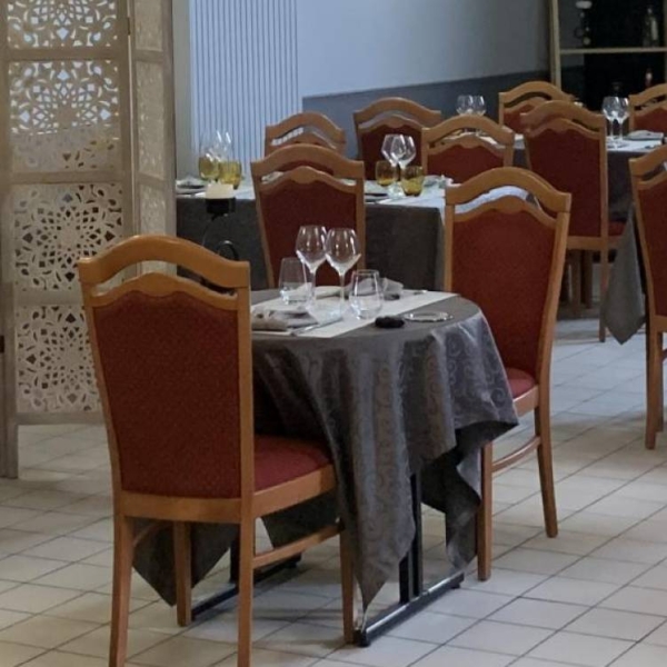 Auberge Du Cheval Blanc - Restaurant Beaumont-Pied-de-Bœuf - meilleur restaurant BEAUMONT-PIED-DE-BOEUF